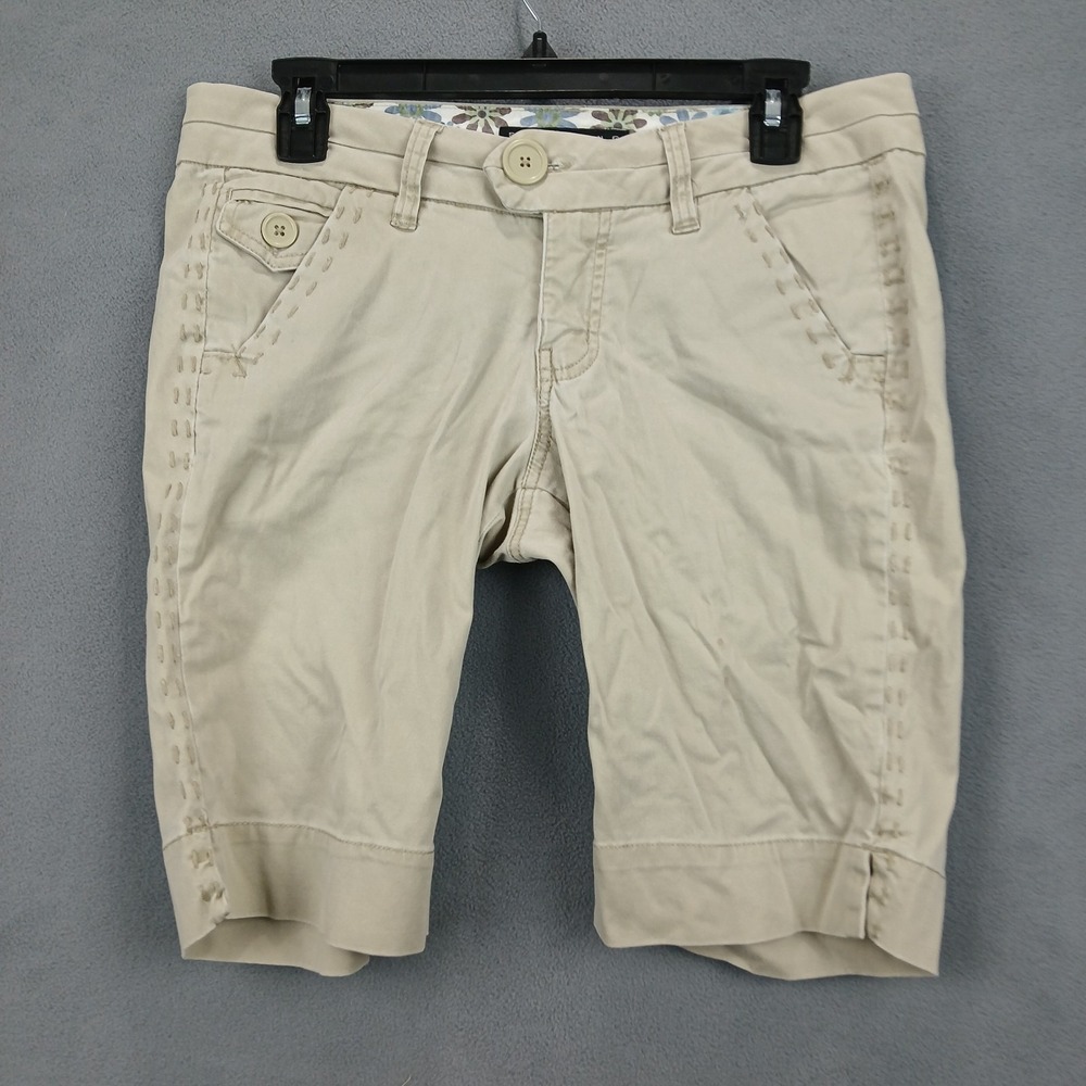 Something Trickie Shorts Womens 9 Beige Cotton Stretch Casual Everyday Wear‎